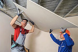 10 Étapes à suivre pour poser un plafond correctement à Beauregard-Vendon